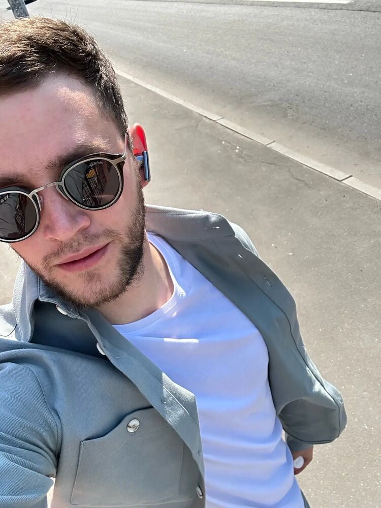   ,   Dmitri, 27 ,   ,   