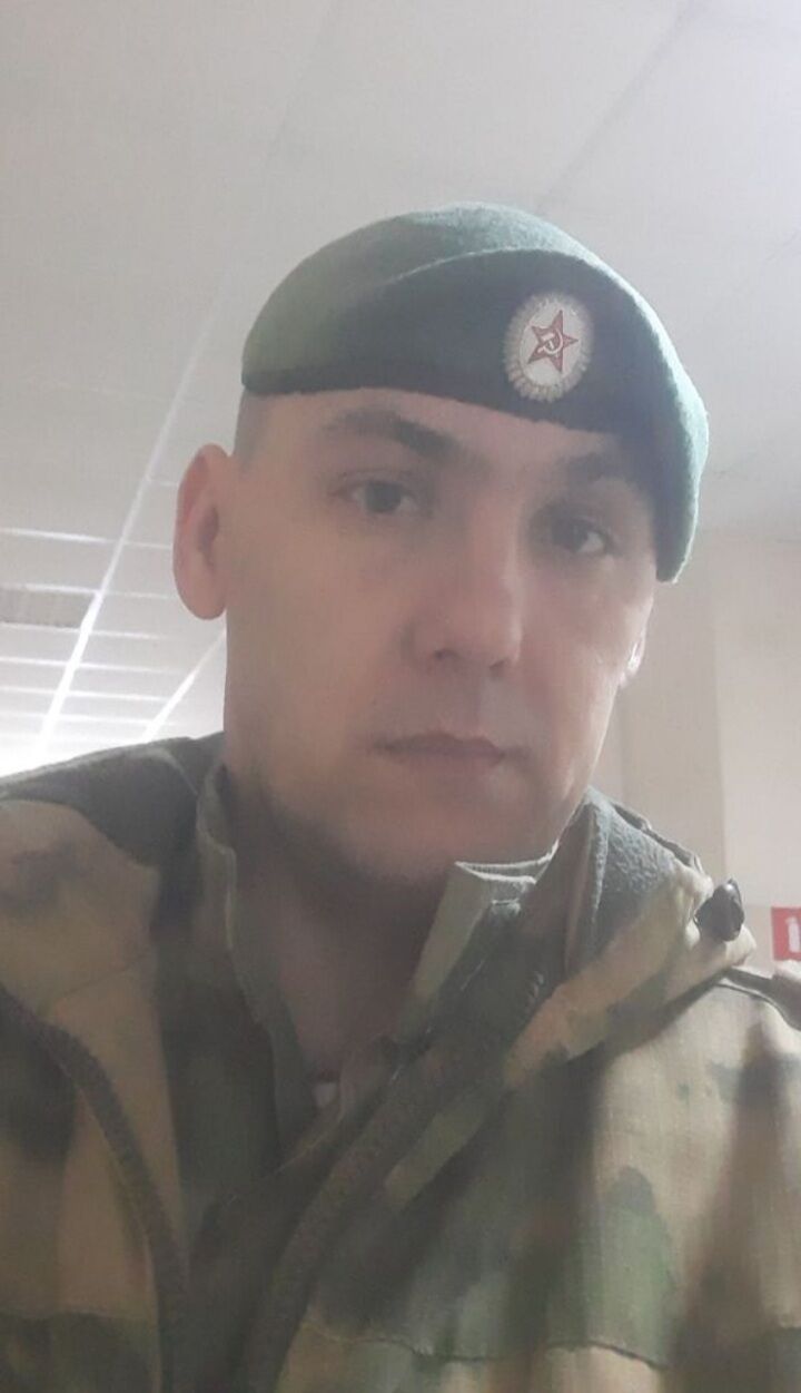  44395611  , 39 ,    