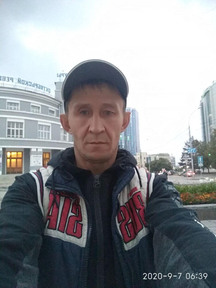  ,   Igor, 46 ,  