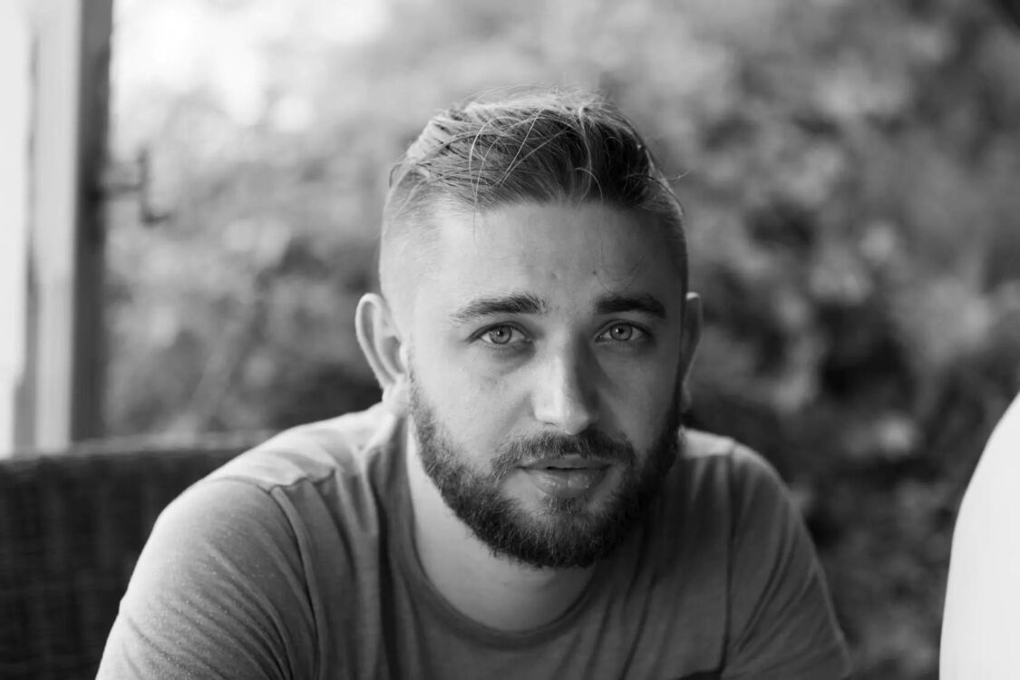  ,   Mihail, 33 ,   ,   , c , 
