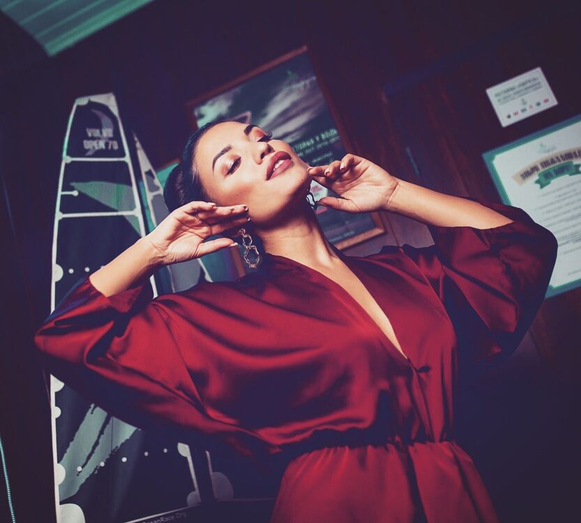  27713191  , 33 ,    -