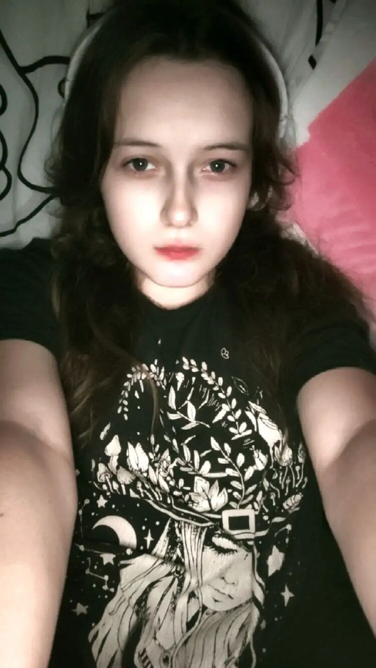  48634261  , 19 ,    