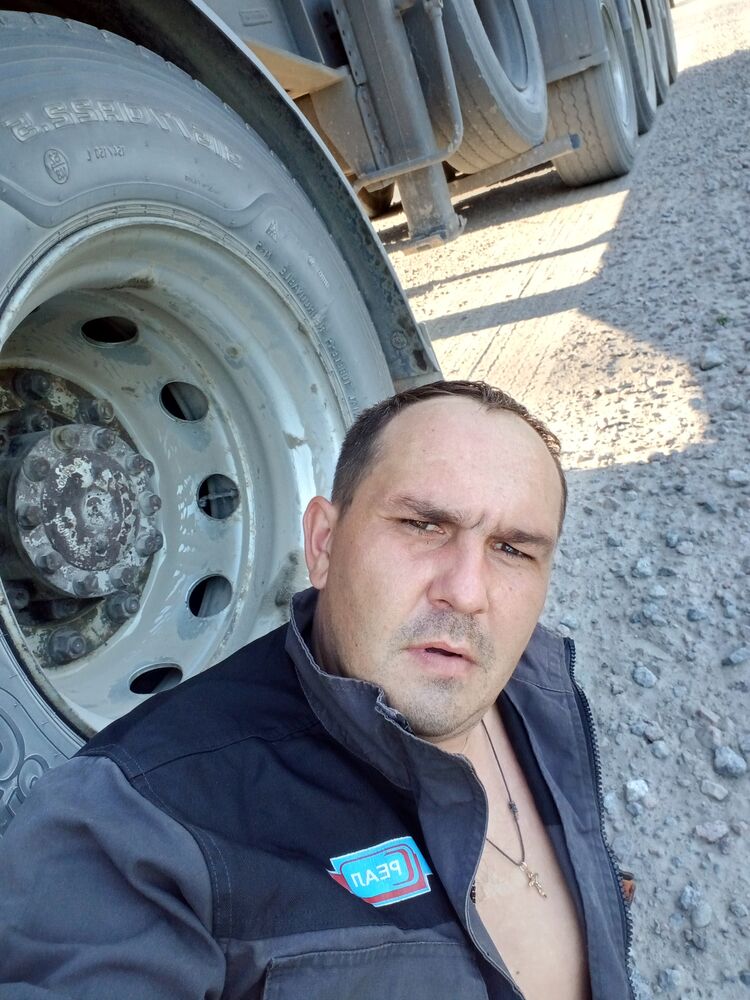  52735311  , 39 ,    