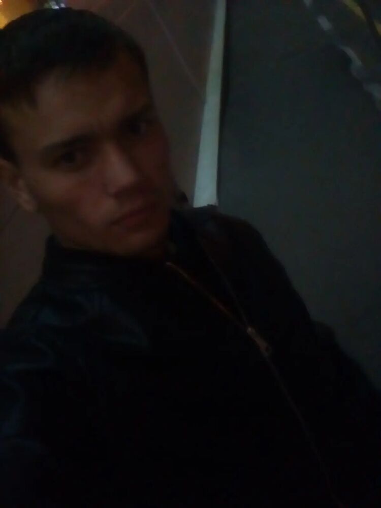  46653981  , 25 ,    