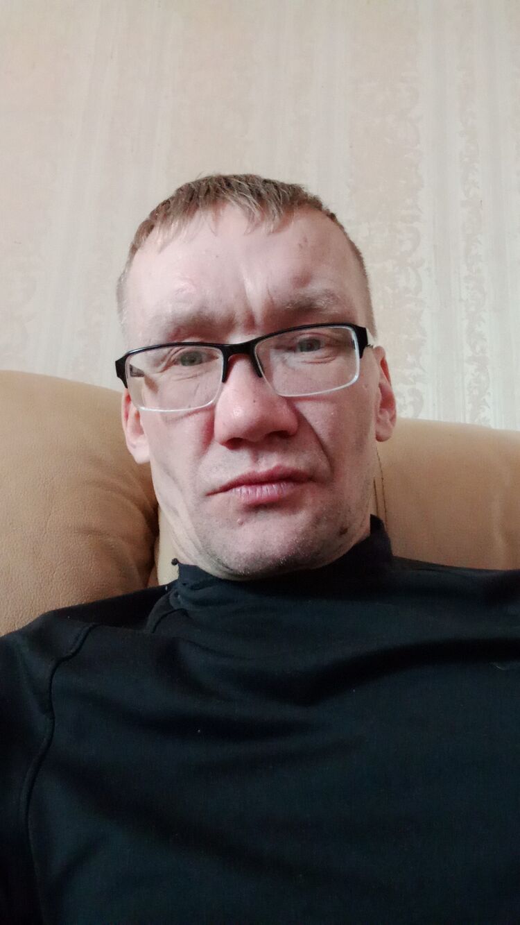  51492001  Alex, 40 ,    