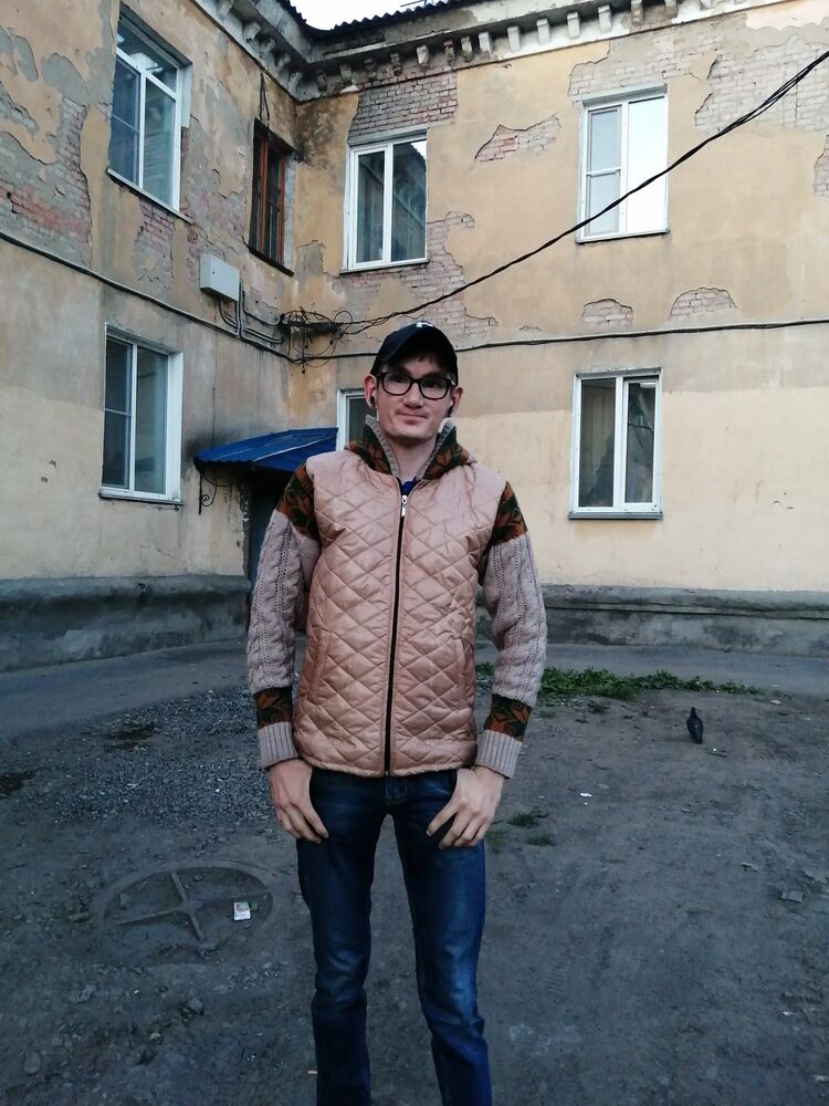  36528951  , 26 ,    