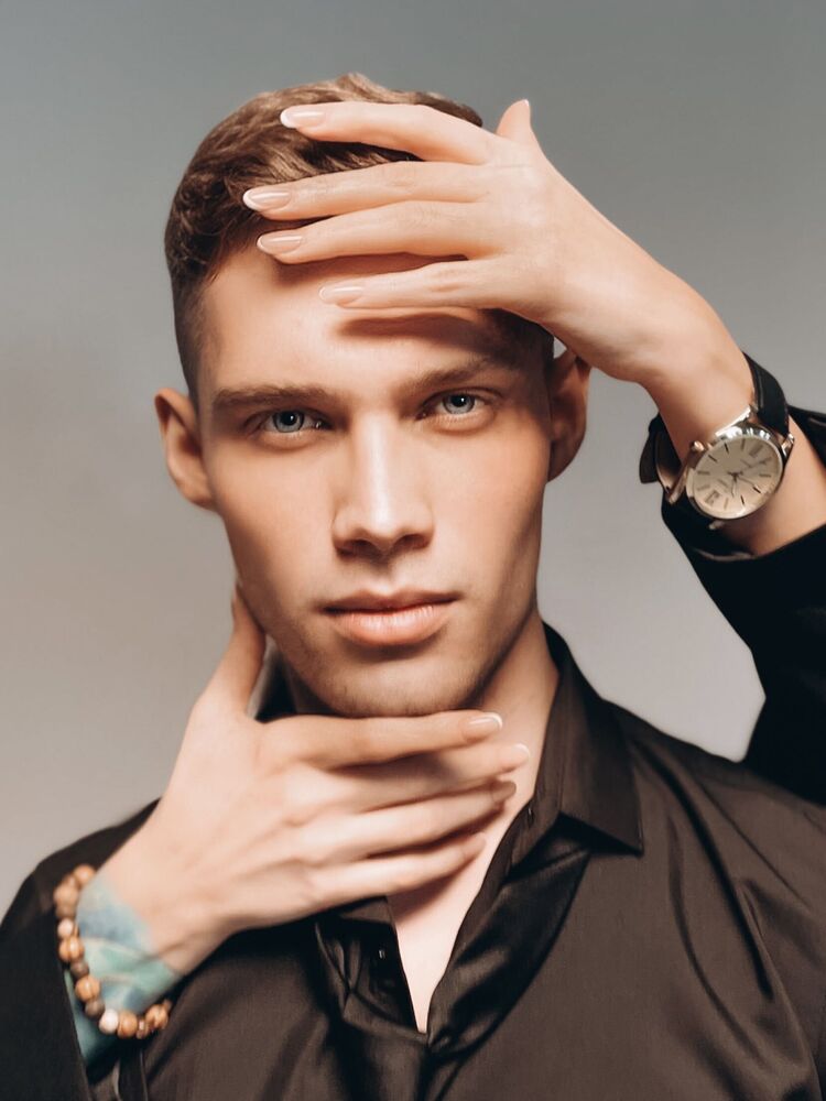   ,   Ruslan Roys, 24 ,   ,   