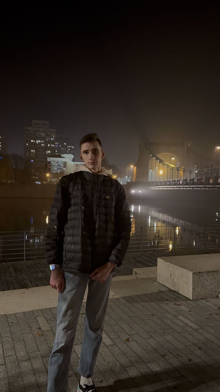  ,   Nikita, 23 ,   ,   