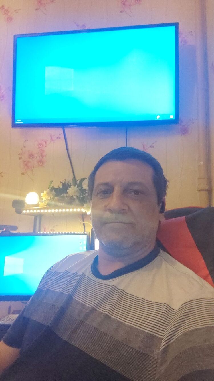 52039231  , 45 ,    