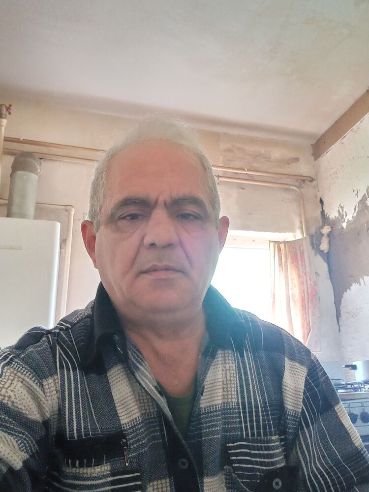  35048361  , 57 ,    
