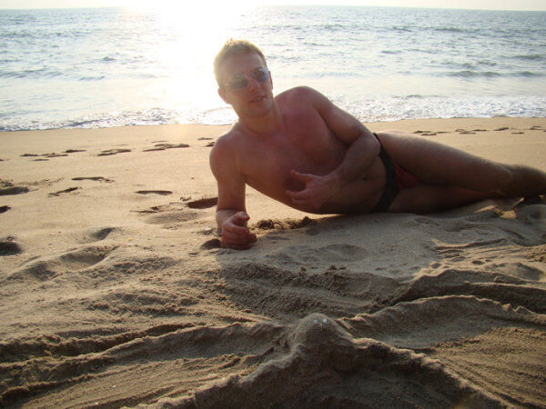  26778181  Vlad, 36 ,    