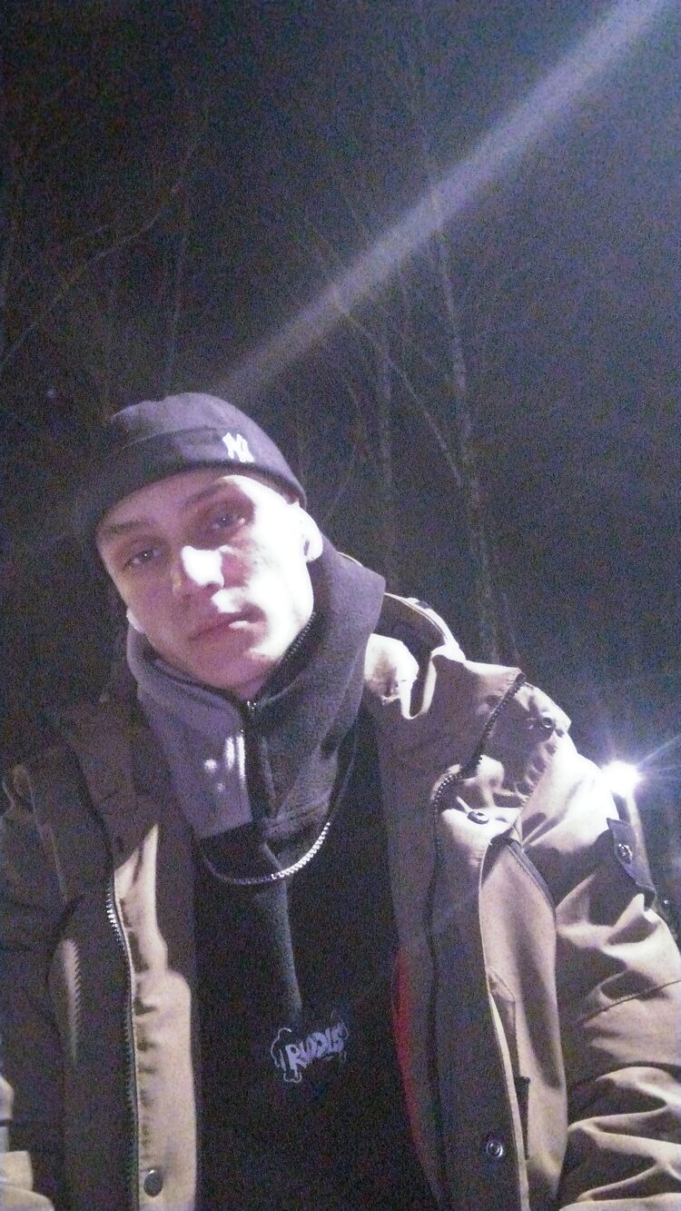  42846981  Danil, 24 ,    