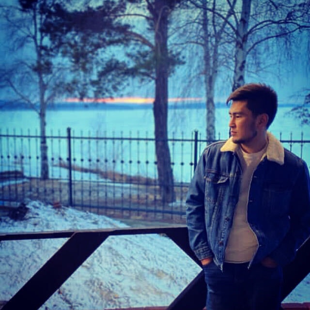  28515011  , 27 ,    -