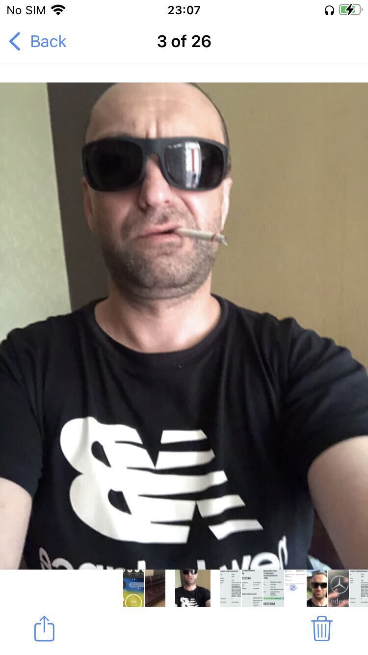  27413311  Alex, 45 ,    