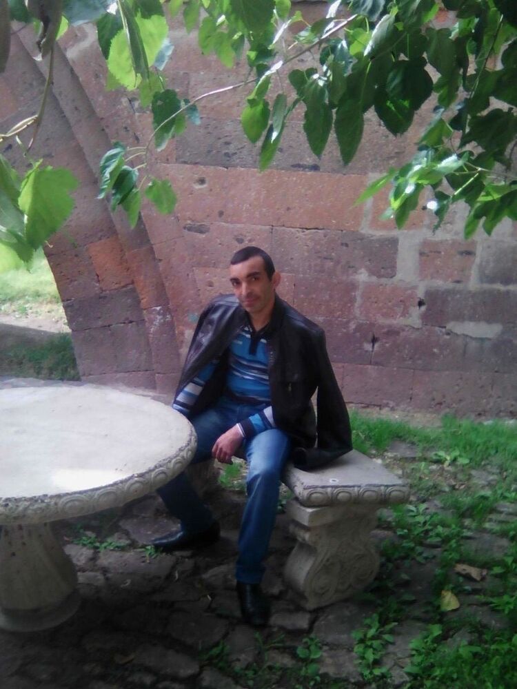  18604861  Mukuch, 41 ,    