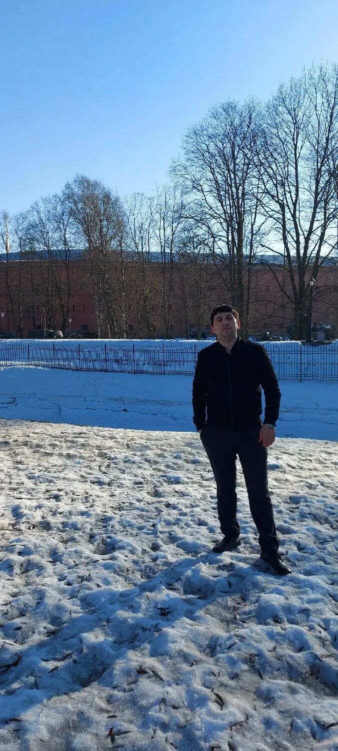  37637801  , 33 ,    -