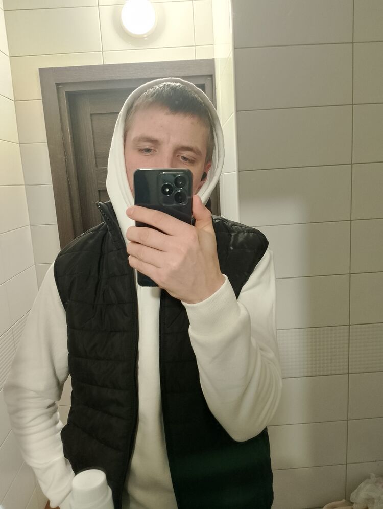  39870921  , 23 ,    -