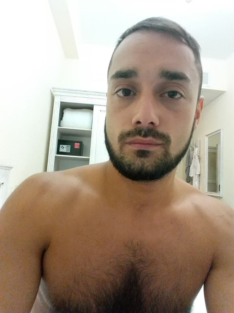  10235461  Dima, 38 ,    