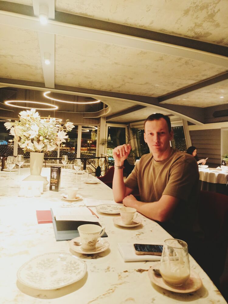  48758081  Kostya, 31 ,    