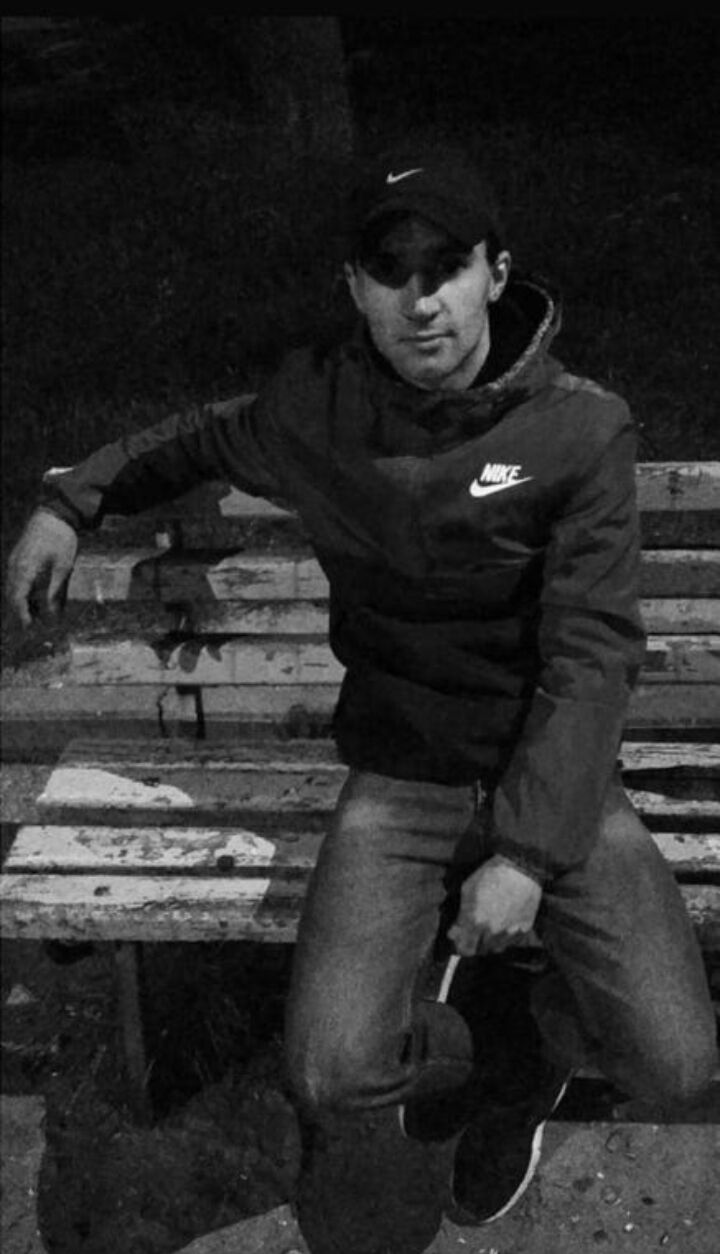  ,   Andrew, 28 ,   ,   