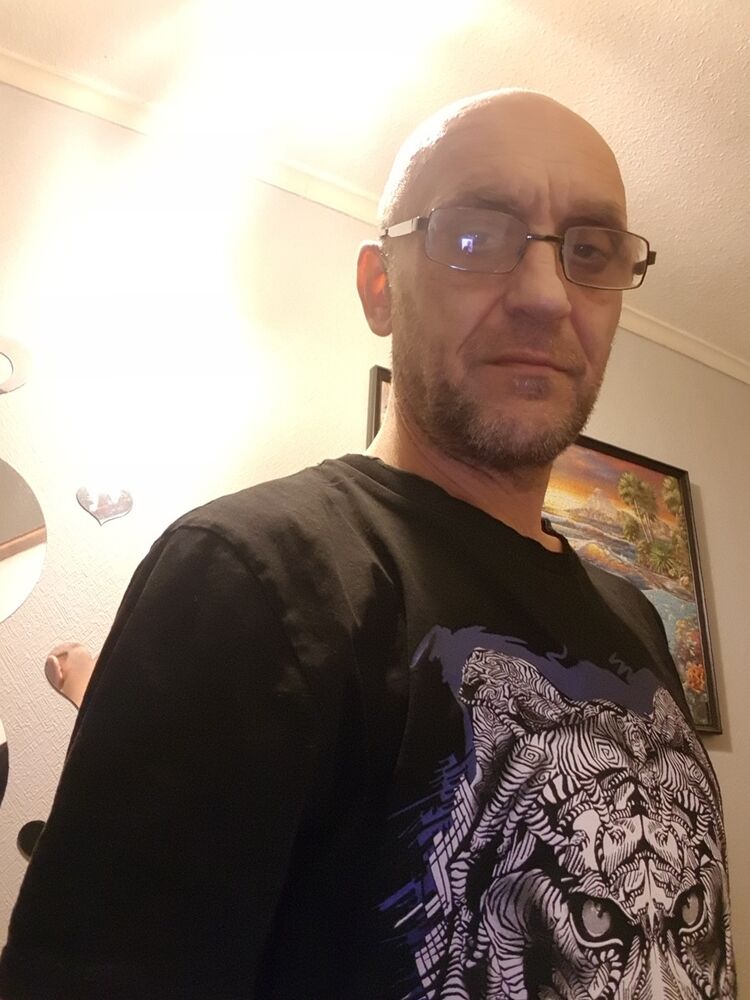  Loddon,   Arijus, 54 ,     , c 