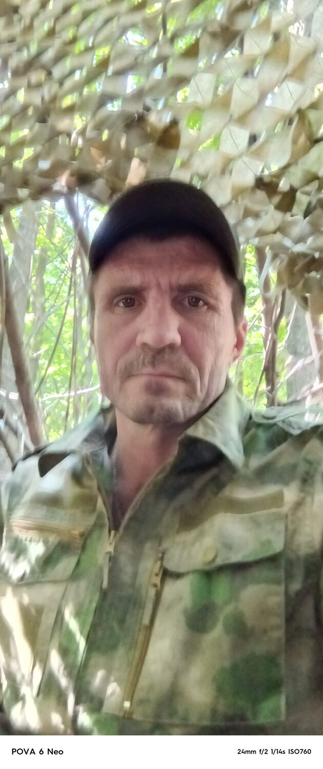  ,   Aleks, 49 ,   c 