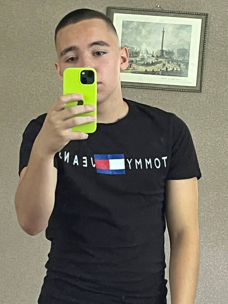  52124291  , 18 ,    