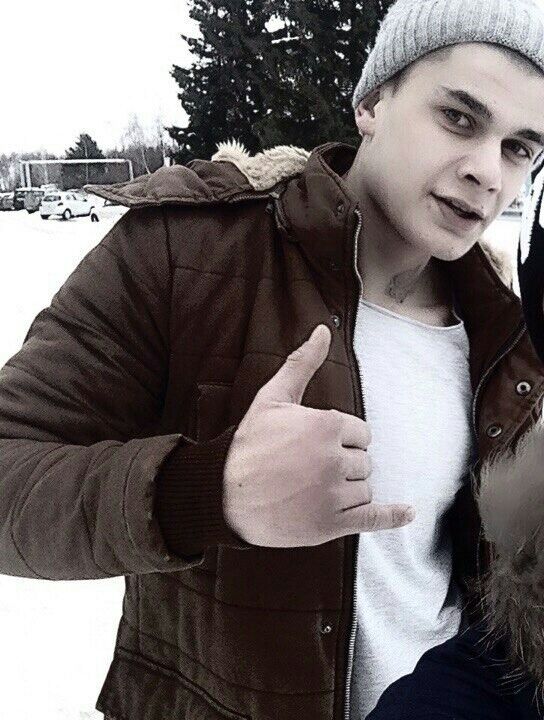  8977171  Spasi, 30 ,    