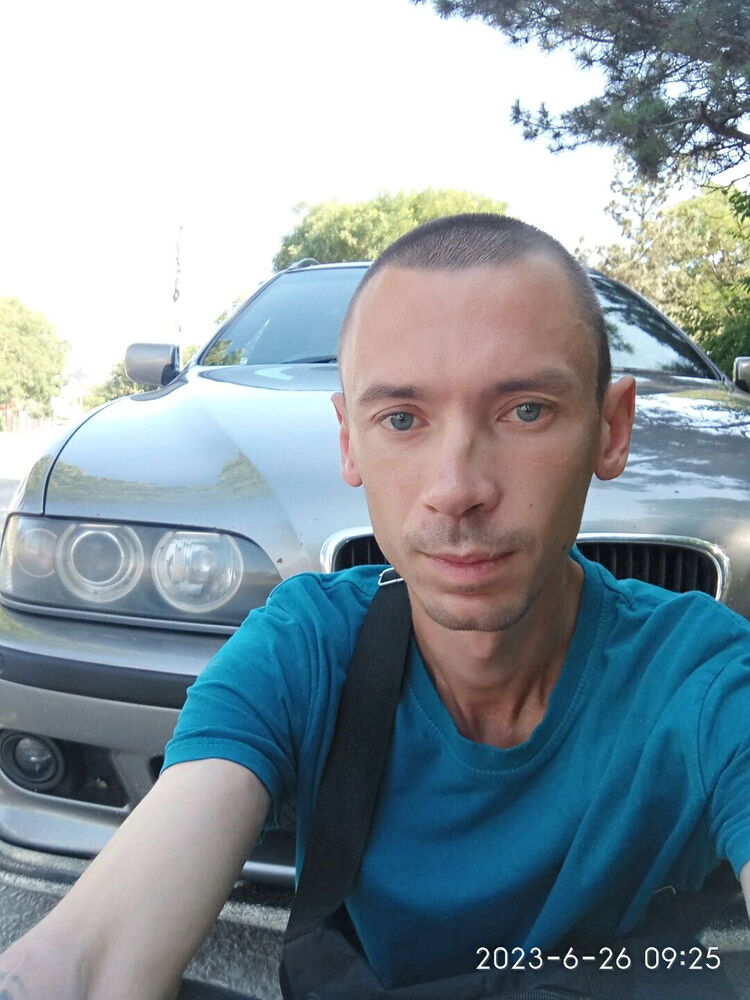  36008411  , 35 ,    