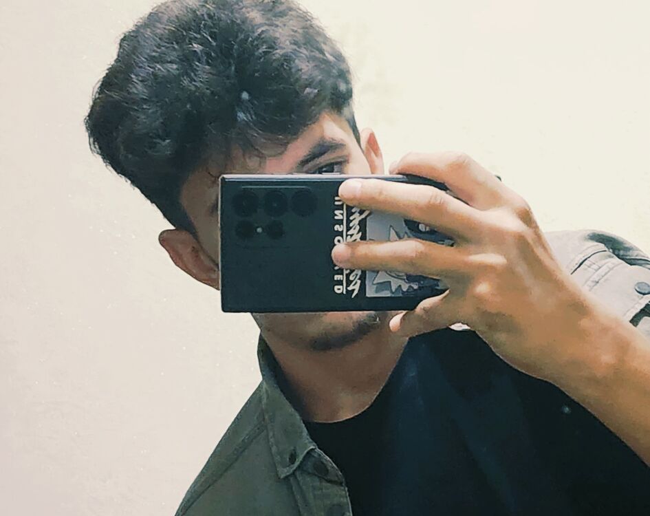  37569551  , 22 ,    