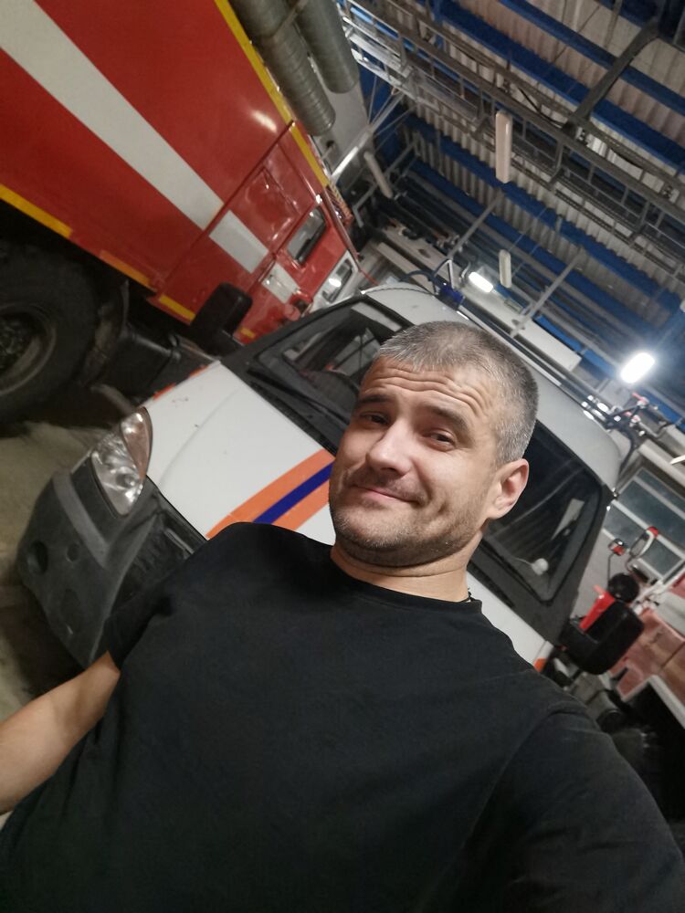  48714251  , 37 ,    