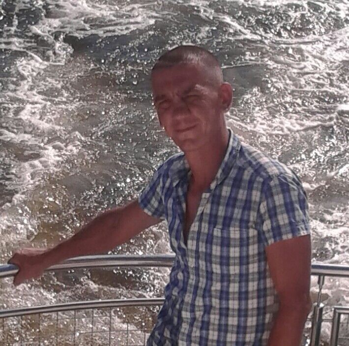  ,   Dima, 45 ,   