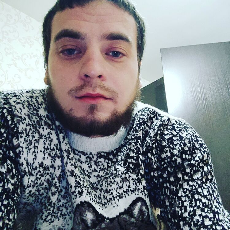  31640011  Dimarik, 30 ,    