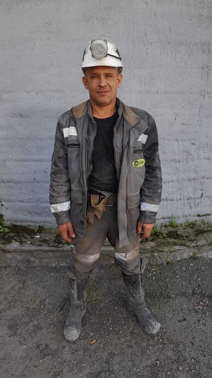 39325841  , 44 ,    