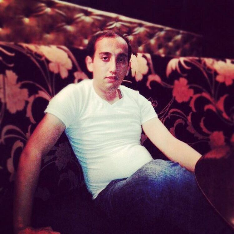  8018531  Ceyhun, 39 ,    