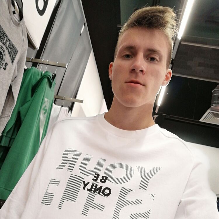  17888691  Egor, 26 ,    