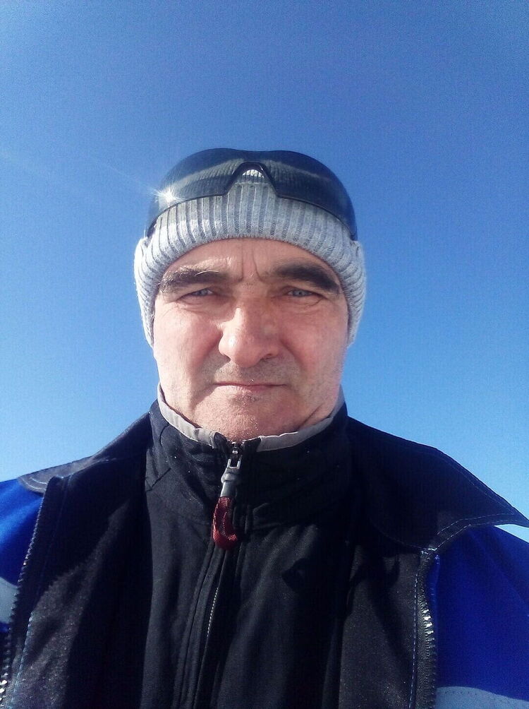  22594941  Alexandr, 51 ,    
