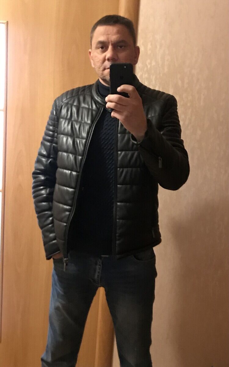  21430351  , 44 ,    