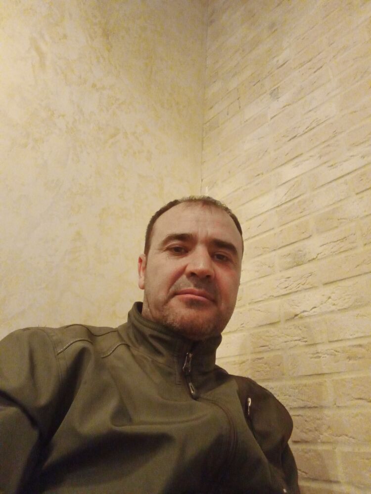  42648621  ALI, 41 ,    