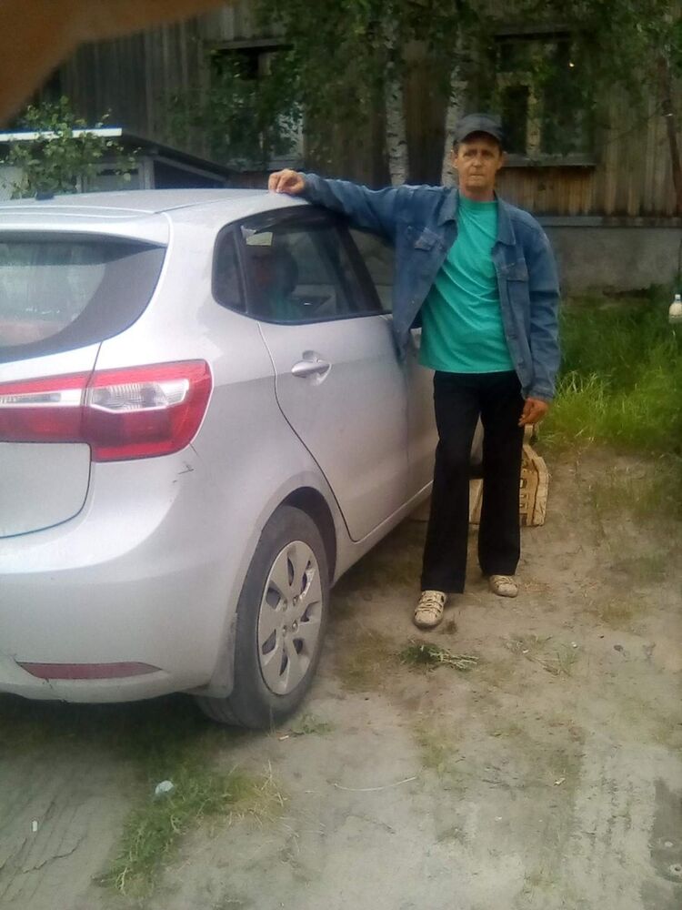  15331711  Serega, 60 ,    