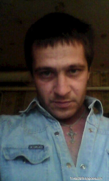  43813411  Artem, 39 ,    