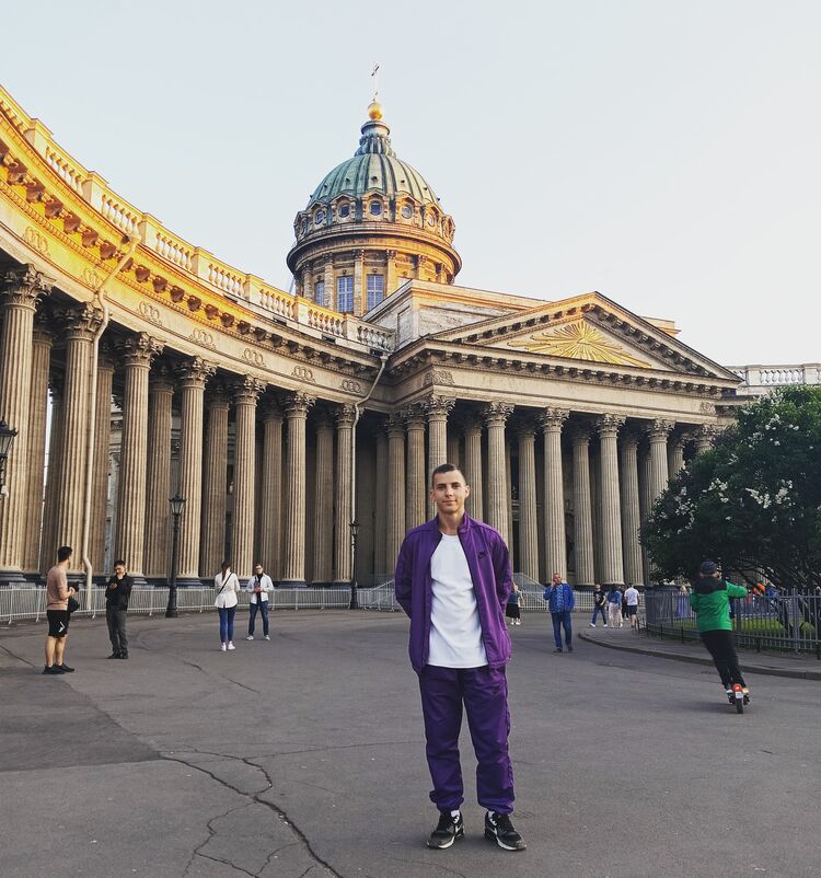  35279581  , 26 ,    -