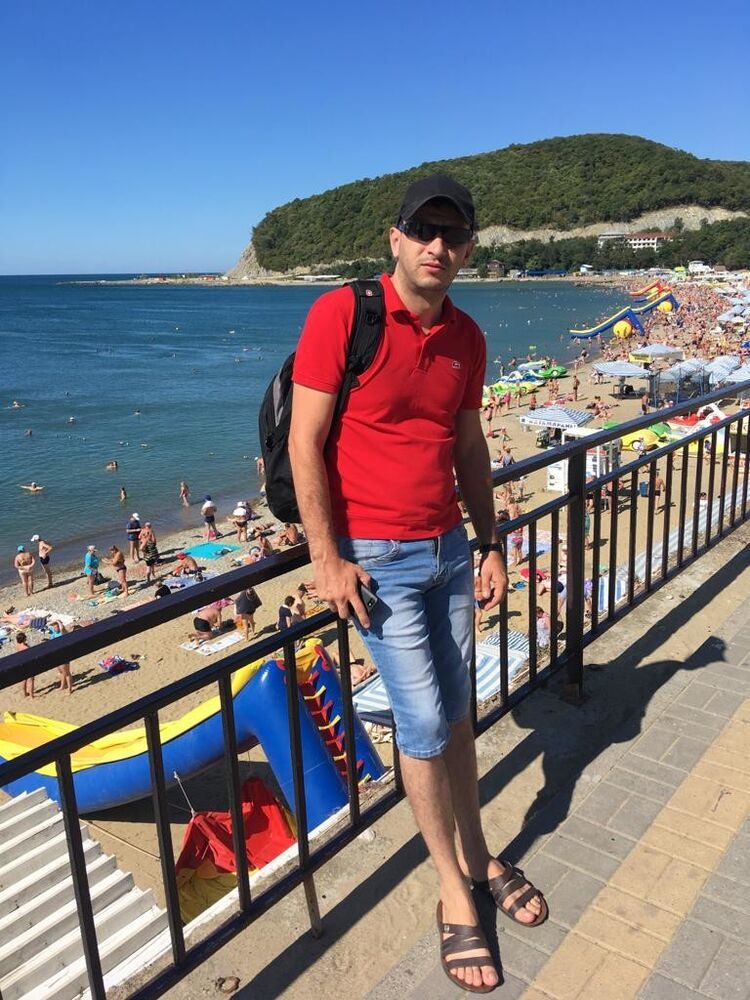 ���� 18298981 ������� ������, 39 ���, ���� ���������� � ��������