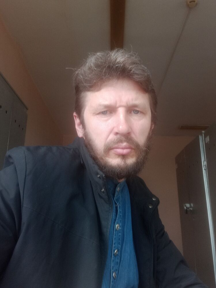  46083261  , 45 ,    