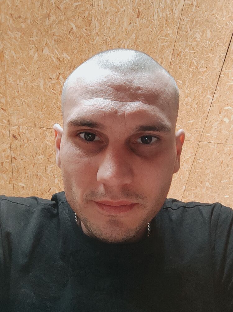  44966961  , 32 ,    