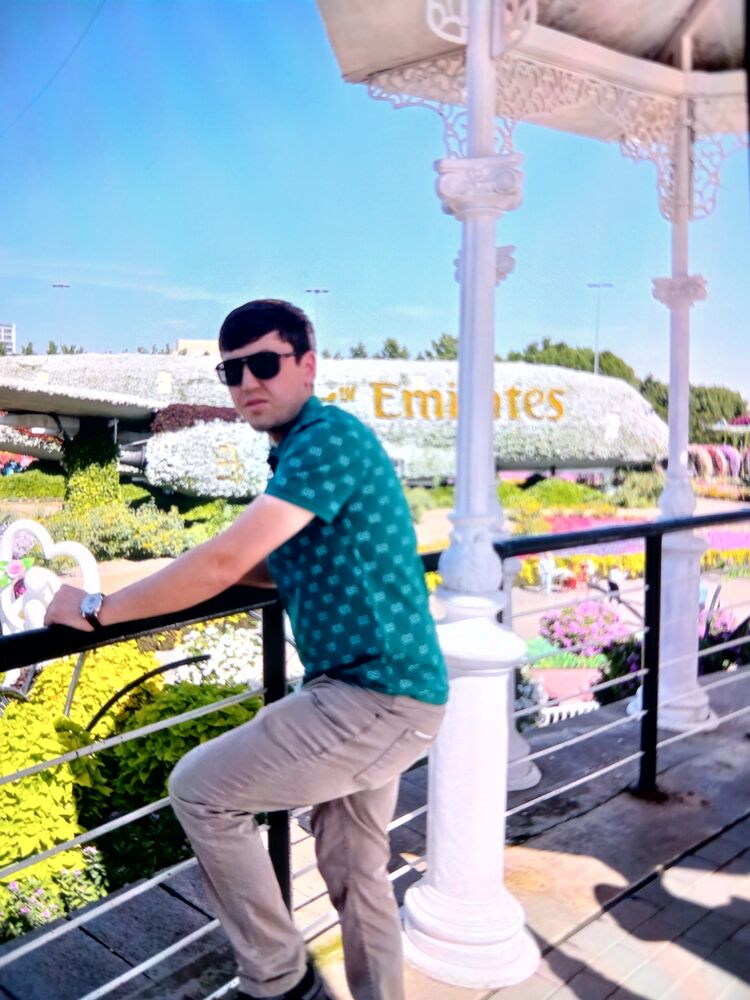  ,   Ruslan, 28 ,   ,   