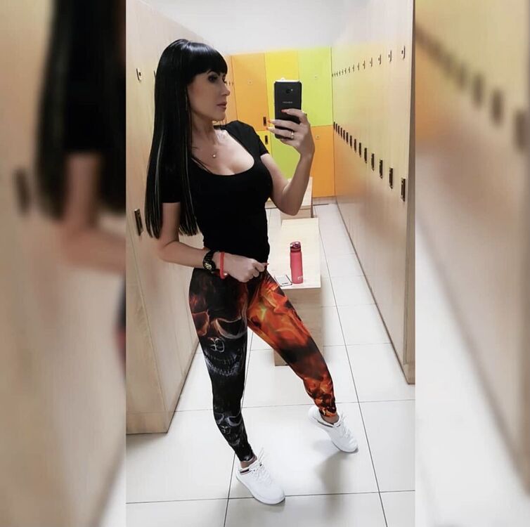  --,   , 40 ,  
