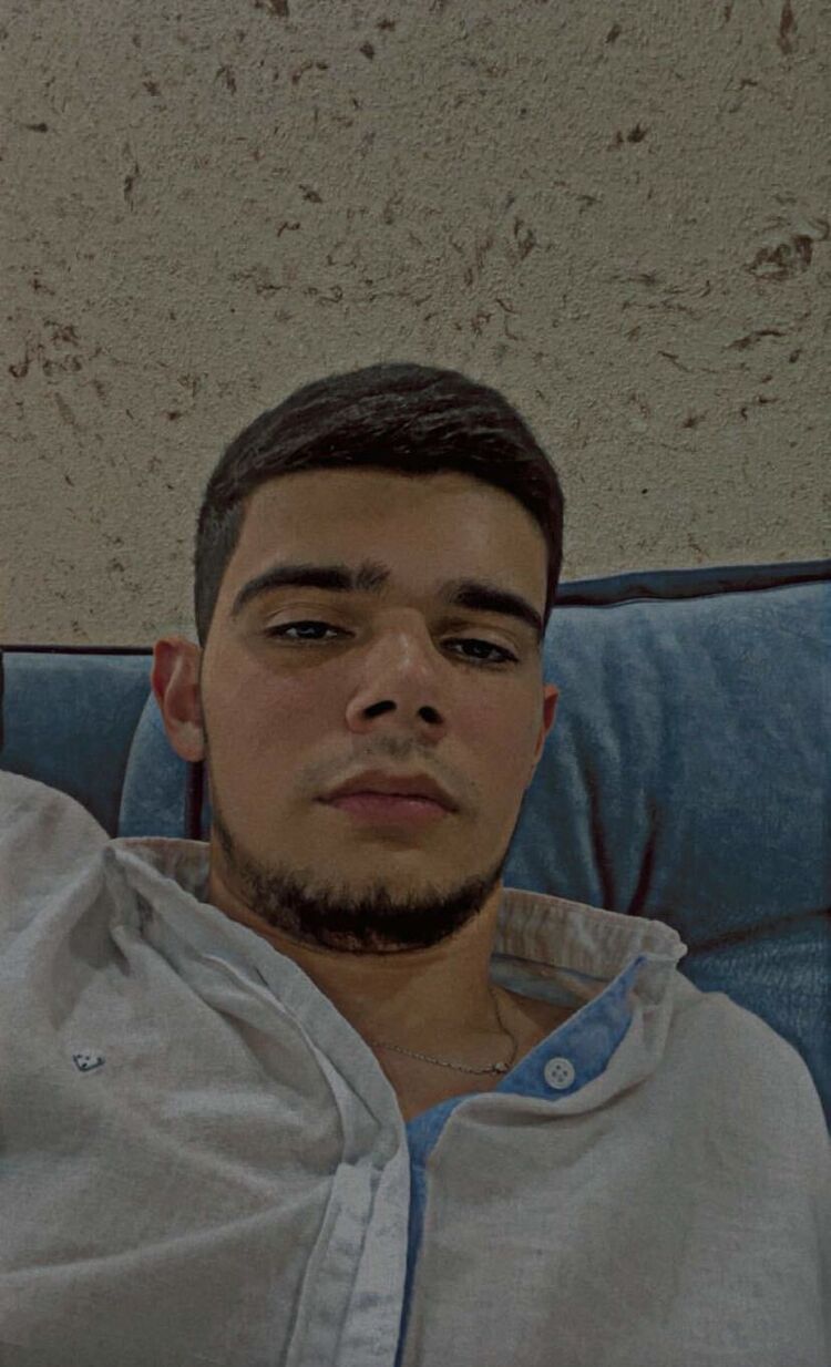  44658741  , 27 ,    