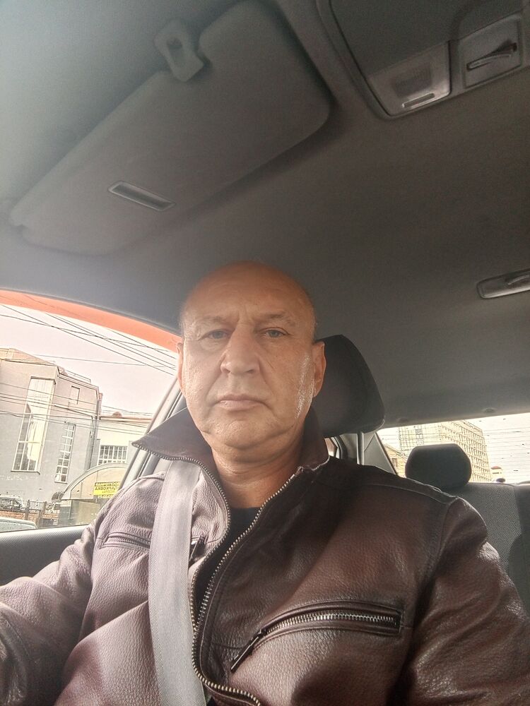  48382541  , 54 ,    