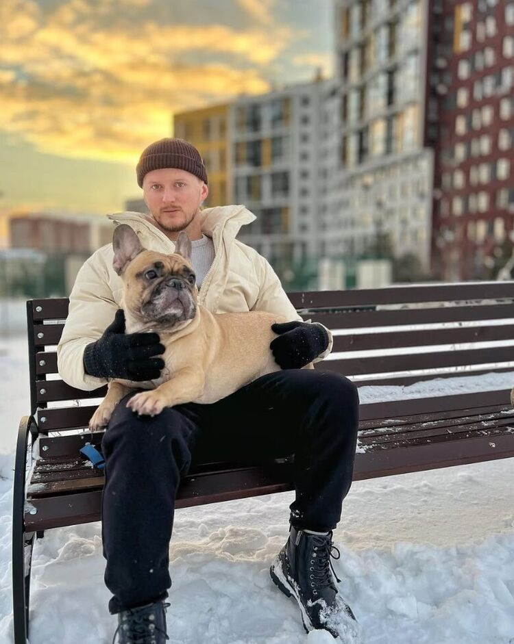  53876821  , 32 ,    --